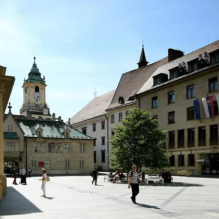Maria Theresia Old Town Apartament *